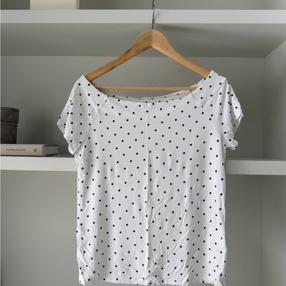 Reitmans Tops - Reitmans White Short Sleeve Top with Black Polka Dots